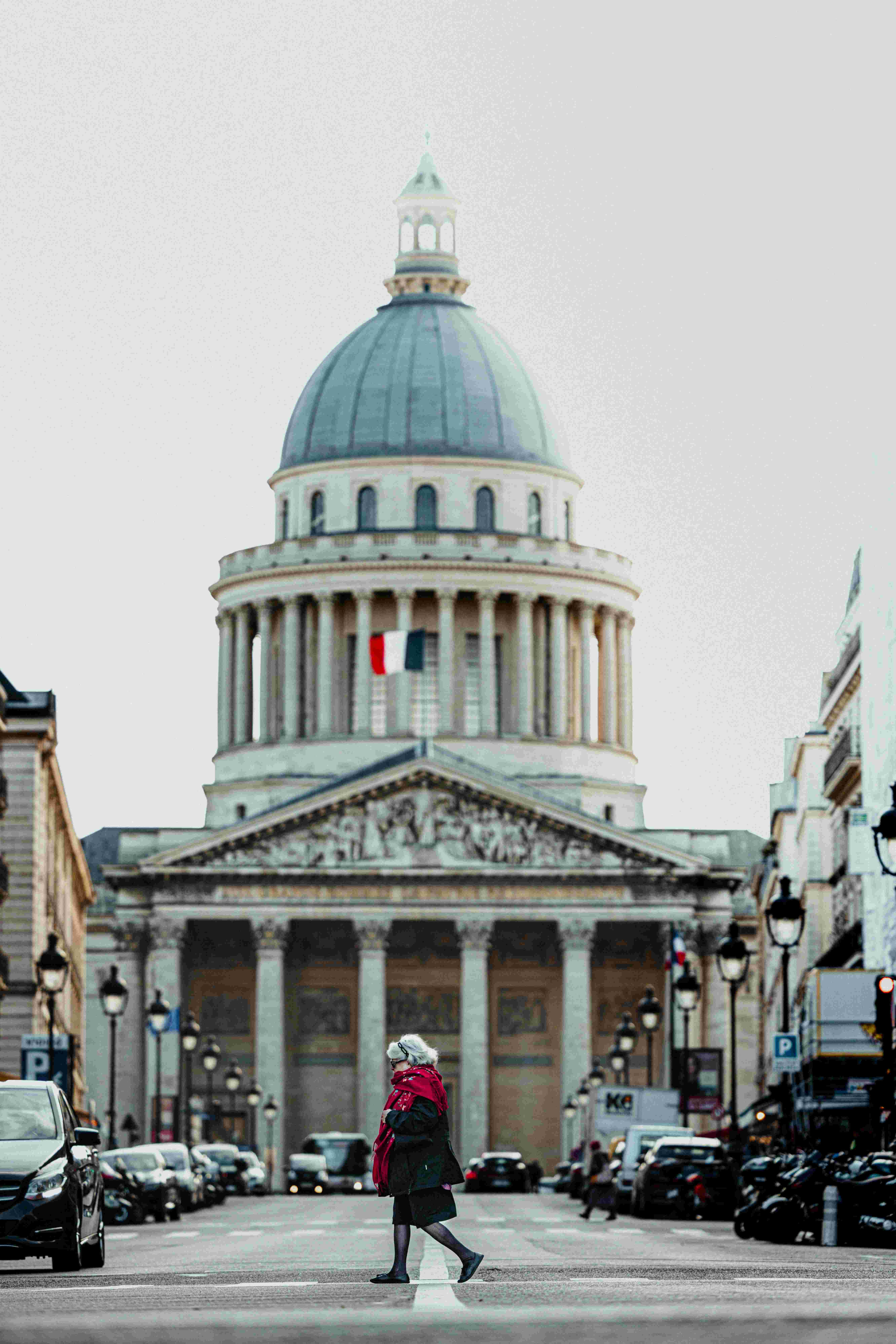 一条河流过系统：从 CPU 到 Java 的并发叙事图 🌊🧠